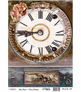 كاغذ دكوپاژ برنجي كادنس اين كاغذ از مواد ظريف ونازك ولي با استحكام بالا ساخته شده است. دكوپاژ برنجي كادنس از دستمال سفره ضخيم تر است اما به راحتي بر روي سطح كار مي خوابد و داراي طرح ها ورنگبندي هاي جذاب،جديدوبسيار شيكي نسبت به دستمال است.   قابل استفاده براي هر نوع تكنيكي (مدرن و كلاسيك)  تاكنون بيش از٦٠٠ طرح زيبا توليد شده است سايز اين محصول a3 ميباشد.