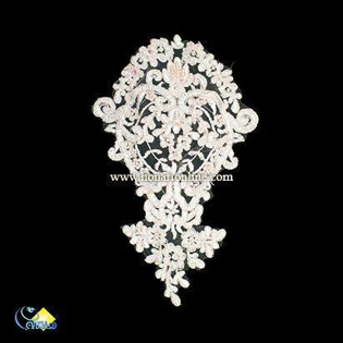 خرید دانتل گلدوزی شده، اپلیکه لباس مجلسی، دانتل گل رز، دانتل برای لباس مجلسی، فروش دانتل خاص، هنری آنلاین