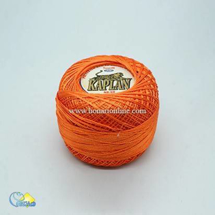 نخ عمامه ابریشم Kaplan کاپلن،بهترین گزینه برای گلدوزی های زیبای شماست. محصول کشور ترکیه هست. این نخ ها بیش از ۱۸۰ تنوع رنگی دارن،ابریشم و براق هستن و به هنر دست شما جلوه صد چندان میدن،متراژشون ۱۸۰ متر هست و خیلی مقرون به صرفه هستن.مهمتر از همه بسیار مقاوم هستن در شستشو حتی در برابر وایتکس.نخ انکور،نخ عمامه کاپلن،نخ گلدوزی،سوزن،سوزن تنبور،کارگاه چوبی،گارگاه فلزی،کارگاه پلاستیکی،کاگاه مینیاتوری،هنری،لوازم هنری،فروش لوازم هنری،فروشگاه هنری آنلاین،فروش انواع نخ های عمامه برندهای دمسه ، ردهارت و پنگوئن و نخ عمامه انکور در رنگ های متنوع مناسب برای نمد دوزی ، گلدوزی ،روبان دوزی ، سوزن دوزی، نخ عمامه کاپلن بهترین نخ شماره دوزی و گلدوزی دنیا مقاومت بالا در برابر تغییر رنگ و مقاوم در برابر تغییر ظاهر الیاف،خرید نخ عمامه،نخ عمامه دمسه،نخ عمامه ابریشمی،نخ عمامه گلدوزی
