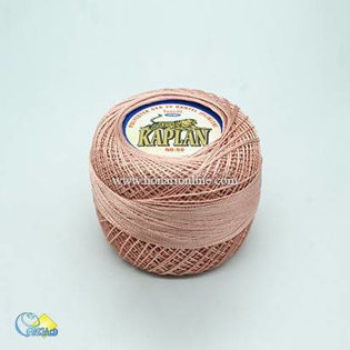 نخ عمامه ابریشم Kaplan کاپلن،بهترین گزینه برای گلدوزی های زیبای شماست. محصول کشور ترکیه هست. این نخ ها بیش از ۱۸۰ تنوع رنگی دارن،ابریشم و براق هستن و به هنر دست شما جلوه صد چندان میدن،متراژشون ۱۸۰ متر هست و خیلی مقرون به صرفه هستن.مهمتر از همه بسیار مقاوم هستن در شستشو حتی در برابر وایتکس.نخ انکور،نخ عمامه کاپلن،نخ گلدوزی،سوزن،سوزن تنبور،کارگاه چوبی،گارگاه فلزی،کارگاه پلاستیکی،کاگاه مینیاتوری،هنری،لوازم هنری،فروش لوازم هنری،فروشگاه هنری آنلاین،فروش انواع نخ های عمامه برندهای دمسه ، ردهارت و پنگوئن و نخ عمامه انکور در رنگ های متنوع مناسب برای نمد دوزی ، گلدوزی ،روبان دوزی ، سوزن دوزی، نخ عمامه کاپلن بهترین نخ شماره دوزی و گلدوزی دنیا مقاومت بالا در برابر تغییر رنگ و مقاوم در برابر تغییر ظاهر الیاف،خرید نخ عمامه،نخ عمامه دمسه،نخ عمامه ابریشمی،نخ عمامه گلدوزی
