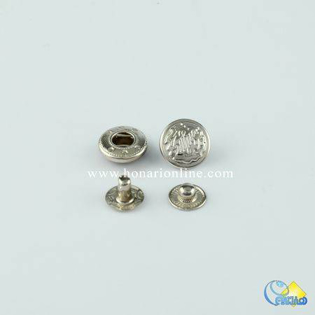 فروش دکمه چهار پارچه ،دکمه چهار پارچه ساده و طرح دار و سایر یراق آلات چرم دوزی با ماندگاری رنگ طولانی در شرایط عادی و روزمره و قیمتی مناسب،خرید دکمه چهار پارچه،قیمت دکمه چهار پارچه ،دکمه چهار پارچه از کجا بخرم،خرید انواع دکمه چهار پارچه برای کیف های چرمی،دکمه چهار پارچه مناسب کیف های چرمی،موارد استفاده از دکمه چهار پارچه،دکمه چهار پارچه در طرح های مختلف،،چرم دوزی سنتی،چرم دوزی با دست،مشته چرم دوزی از کجا بخرم،وسایل اولیه چرم دوزی،قیمت ابزار چرم دوزی،ابزار چرم دوزی از کجا بخرم،وسایل مورد نیاز برای چرم دوزی در منزل،معرفی ابزارآلات کار با چرم،ابزار های لازم برای چرم دوزی کدامند،هنری،لوازم هنری،فروش لوازم هنری،فروشگاه هنری آنلاین