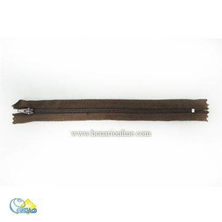 فروش انوع زیپ با جنس آلومینیومی ، پلاستیکی و فلزی در تنوع رنگی بالا و انواع سایز بندی ها متنوع با بهترین کیفیت و مناسب ترین قیمت مناسب برای انواع کیف های چرمی و پارچه ای و نمدی،خرید زیپ،قیمت زیپ ،زیپ از کجا بخرم،خرید انواع زیپ برای کیف های چرمی،زیپ مناسب کیف های چرمی،موارد استفاده از زیپ،زیپ در رنگ های مختلف،،چرم دوزی سنتی،چرم دوزی با دست،مشته چرم دوزی از کجا بخرم،وسایل اولیه چرم دوزی،قیمت ابزار چرم دوزی،ابزار چرم دوزی از کجا بخرم،وسایل مورد نیاز برای چرم دوزی در منزل،معرفی ابزارآلات کار با چرم،ابزار های لازم برای چرم دوزی کدامند،هنری،لوازم هنری،فروش لوازم هنری،فروشگاه هنری آنلاین