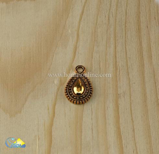 زیورآلات،ساخت زیوآلات دست ساز،وسایل مورد نیاز ساخت زیورآلات،فروش انواع لوازم مورد نیاز ساخت زیورآلات مانند:انواع پلاک و آویز،حلقه و میخ،پیچ و بست،انواع نخ،انواع مروارید وصدف در فروشگاه هنری آنلاین،خرید انواع پلاک و آویز،لوازم ساخت زیورآلات از کجا بخرم،قیمت لوازم ساخت زیورآلات،فروش انواع پلاک دستبند،فروش آویز در طرح های متنوع،ساخت زیورآلات دست ساز،هنری،فروش لوازم هنری،انواع لوازم هنری،هنری آنلاین،فروشگاه اینترنتی هنری آنلاین