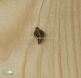 زیورآلات،ساخت زیوآلات دست ساز،وسایل مورد نیاز ساخت زیورآلات،فروش انواع لوازم مورد نیاز ساخت زیورآلات مانند:انواع پلاک و آویز،حلقه و میخ،پیچ و بست،انواع نخ،انواع مروارید وصدف در فروشگاه هنری آنلاین،خرید انواع پلاک و آویز،لوازم ساخت زیورآلات از کجا بخرم،قیمت لوازم ساخت زیورآلات،فروش انواع پلاک دستبند،فروش آویز در طرح های متنوع،ساخت زیورآلات دست ساز،هنری،فروش لوازم هنری،انواع لوازم هنری،هنری آنلاین،فروشگاه اینترنتی هنری آنلاین