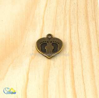 زیورآلات،ساخت زیوآلات دست ساز،وسایل مورد نیاز ساخت زیورآلات،فروش انواع لوازم مورد نیاز ساخت زیورآلات مانند:انواع پلاک و آویز،حلقه و میخ،پیچ و بست،انواع نخ،انواع مروارید وصدف در فروشگاه هنری آنلاین،خرید انواع پلاک و آویز،لوازم ساخت زیورآلات از کجا بخرم،قیمت لوازم ساخت زیورآلات،فروش انواع پلاک دستبند،فروش آویز در طرح های متنوع،ساخت زیورآلات دست ساز،هنری،فروش لوازم هنری،انواع لوازم هنری،هنری آنلاین،فروشگاه اینترنتی هنری آنلاین