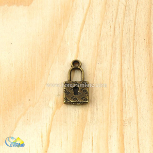 زیورآلات،ساخت زیوآلات دست ساز،وسایل مورد نیاز ساخت زیورآلات،فروش انواع لوازم مورد نیاز ساخت زیورآلات مانند:انواع پلاک و آویز،حلقه و میخ،پیچ و بست،انواع نخ،انواع مروارید وصدف در فروشگاه هنری آنلاین،خرید انواع پلاک و آویز،لوازم ساخت زیورآلات از کجا بخرم،قیمت لوازم ساخت زیورآلات،فروش انواع پلاک دستبند،فروش آویز در طرح های متنوع،ساخت زیورآلات دست ساز،هنری،فروش لوازم هنری،انواع لوازم هنری،هنری آنلاین،فروشگاه اینترنتی هنری آنلاین