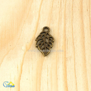 زیورآلات،ساخت زیوآلات دست ساز،وسایل مورد نیاز ساخت زیورآلات،فروش انواع لوازم مورد نیاز ساخت زیورآلات مانند:انواع پلاک و آویز،حلقه و میخ،پیچ و بست،انواع نخ،انواع مروارید وصدف در فروشگاه هنری آنلاین،خرید انواع پلاک و آویز،لوازم ساخت زیورآلات از کجا بخرم،قیمت لوازم ساخت زیورآلات،فروش انواع پلاک دستبند،فروش آویز در طرح های متنوع،ساخت زیورآلات دست ساز،هنری،فروش لوازم هنری،انواع لوازم هنری،هنری آنلاین،فروشگاه اینترنتی هنری آنلاین