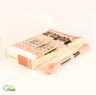 خرید نخ گلدوزی،قیمت نخ گلدوزی،نخ گلدوزی از کجا بخرم،خرید اینترنتی نخ گلدوزی در هنری آنلاین،انواع نخ گلدوزی،خرید وسایل گلدوزی،کارگاه گلدوزی،نخ گلدوزی دمسه،نخ گلدوزی پنگوئن