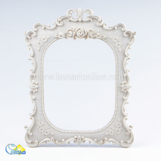 محصولات  پلی استری در هنری آنلاین